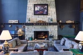 Гостиница Wildwood Lodge & Suites  Клайв